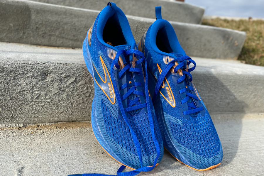 brooks levitate 6 laces
