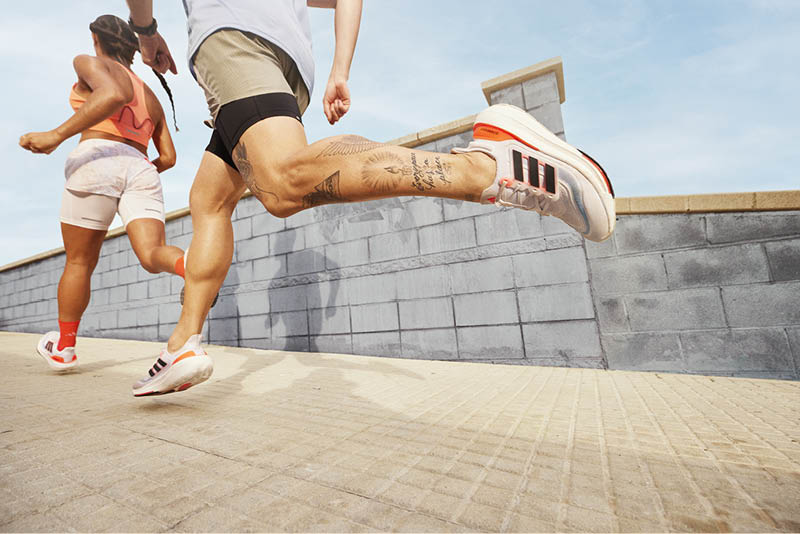 adidas ultraboost light - running