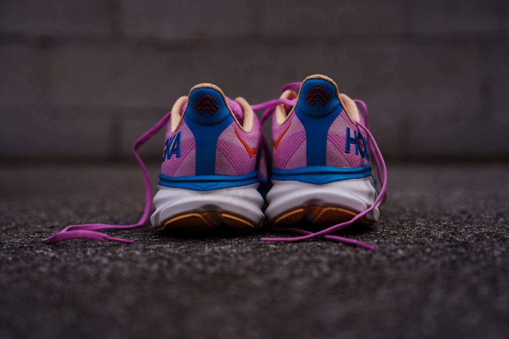 heel counter of hoka clifton 9 in women's purple