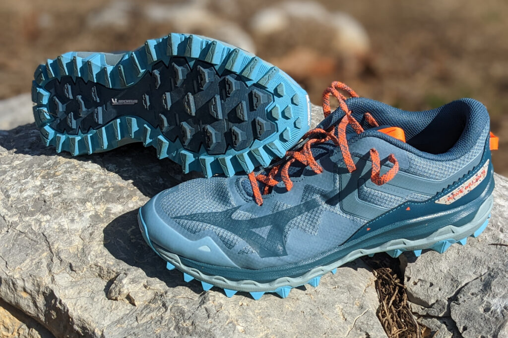 mizuno wave mujin 9 upper and outsole