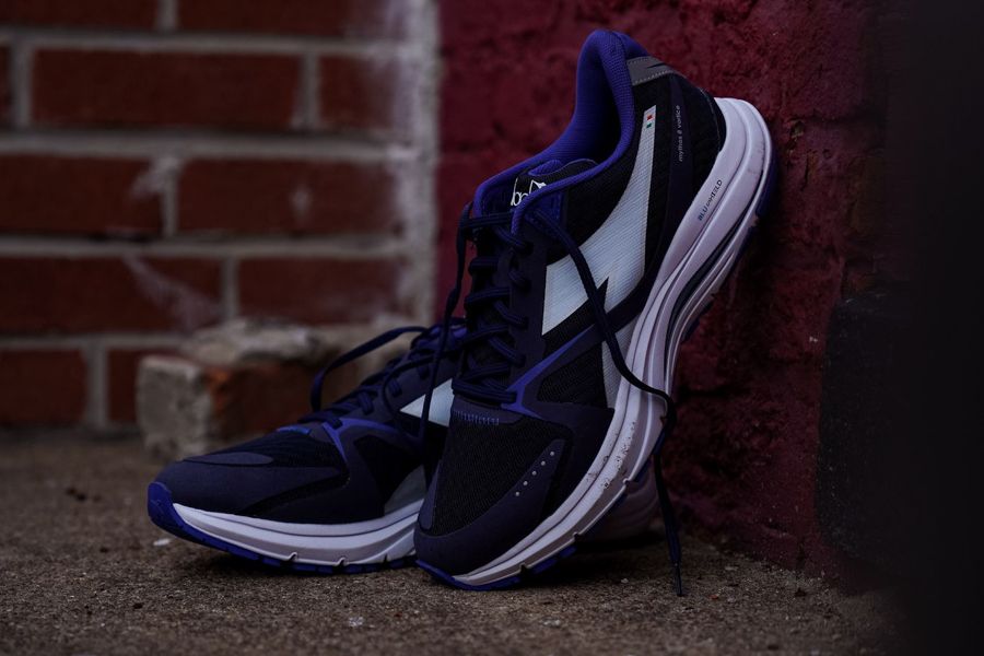 diadora blushield mythos 8 vortice angle