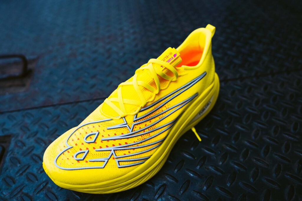 new balance sc elite v3 - top