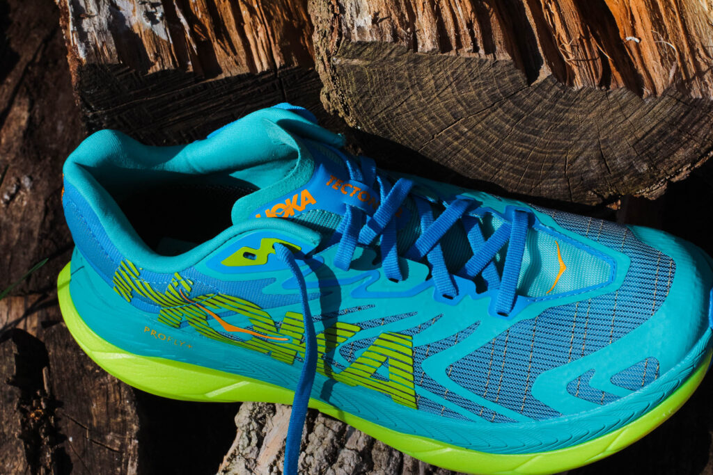 upper of hoka tecton x 2