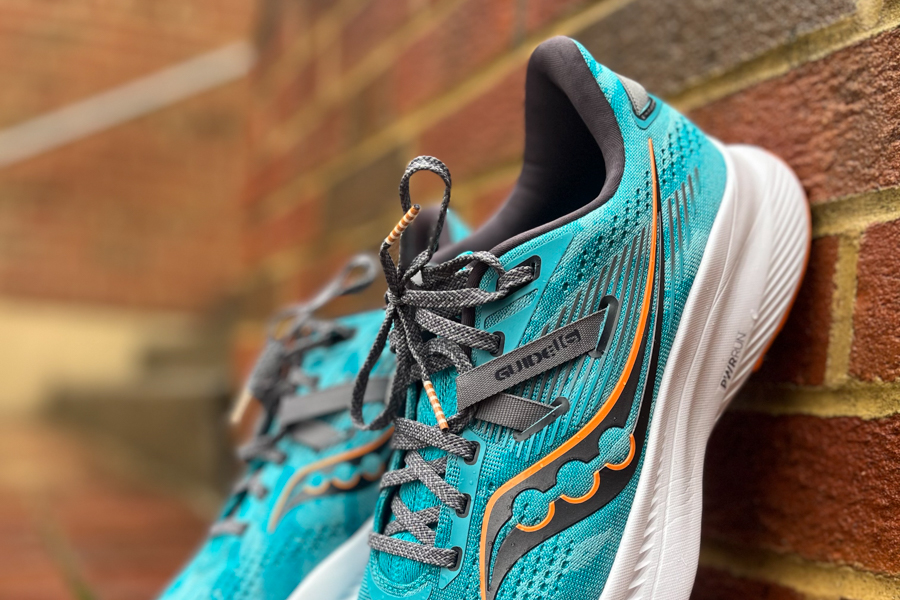 saucony guide 16 heel counter