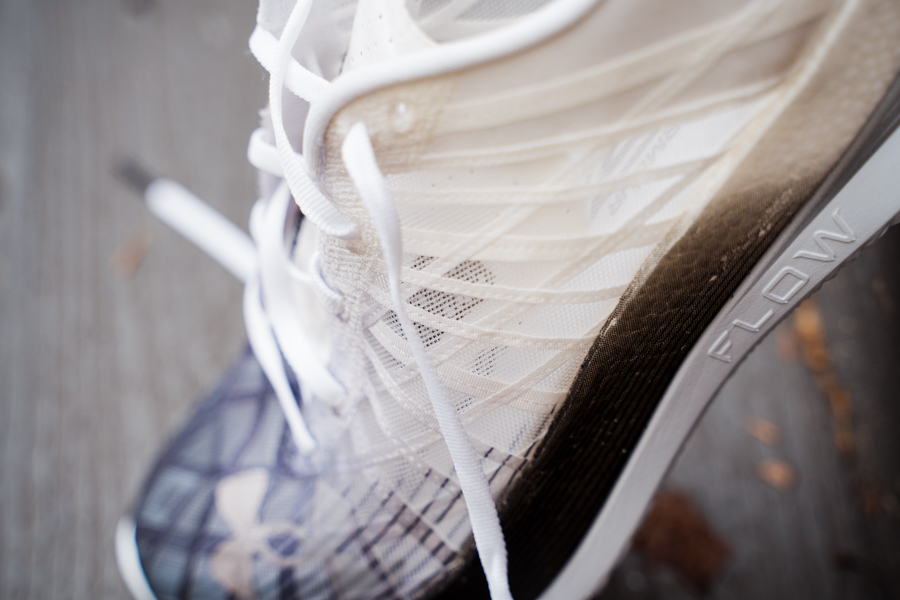 under armour flow velociti elite side detail