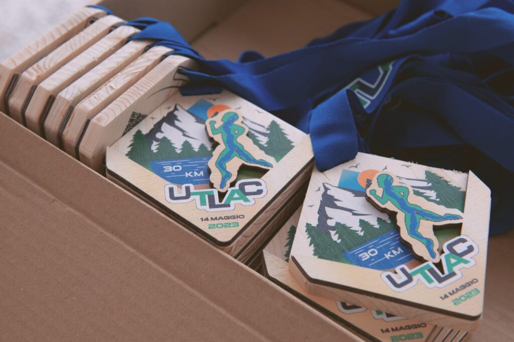 WOODEN RACE MEDALS