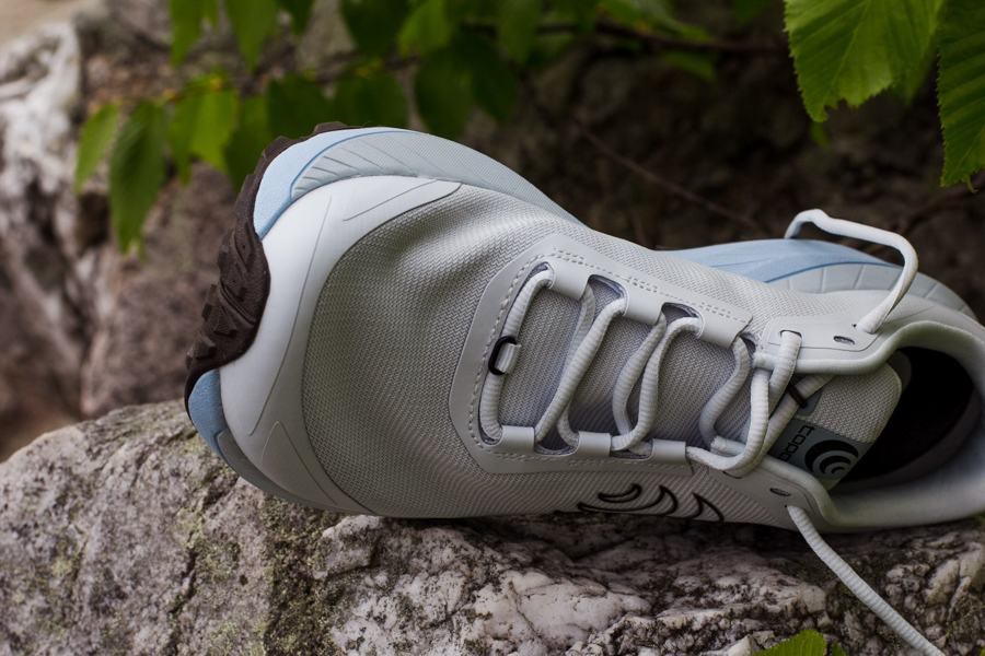 topo athletic mtn racer 3 toe