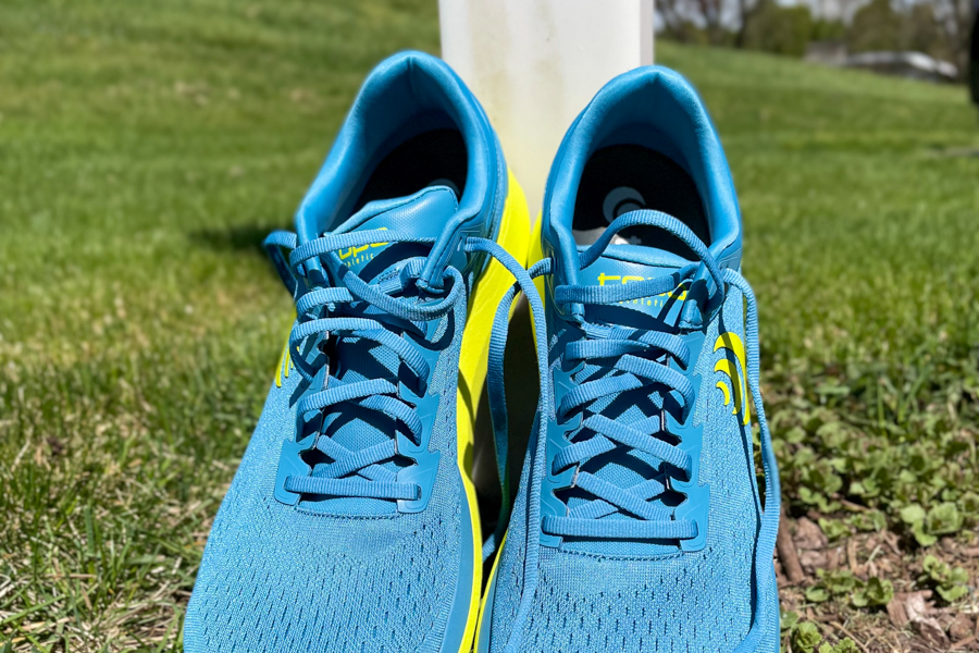 topo athletic phantom 3 laces