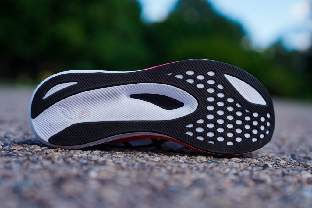 outsole rubber on asics magic speed 3