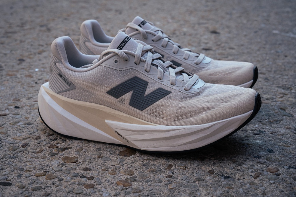new balance rebel v5 - women