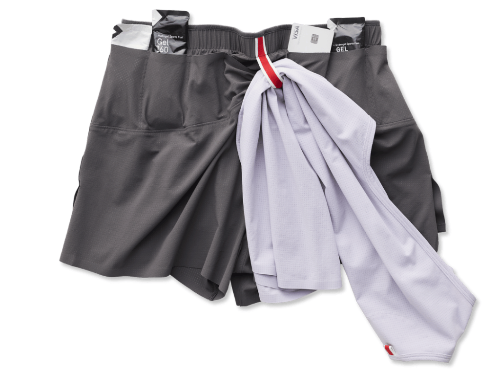 tracksmith meridian - pockets