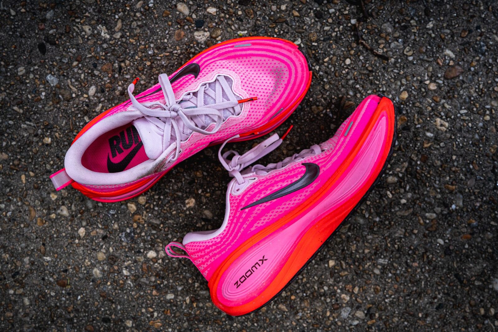 Nike Vomero Plus top and side
