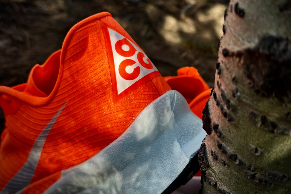 nike acg ultrafly - acg heel logo