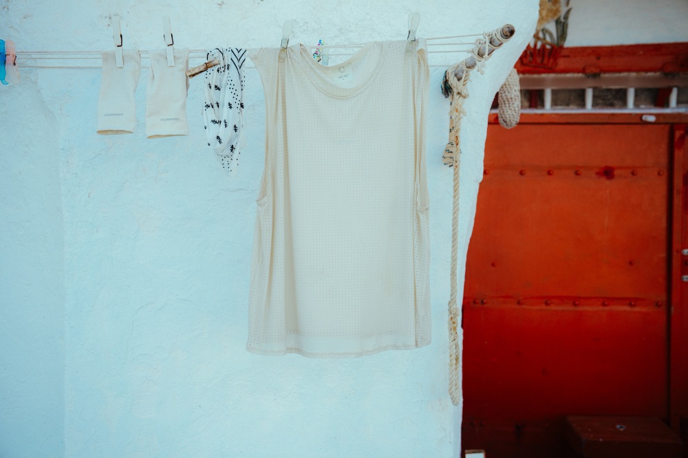 currently running - clothesline