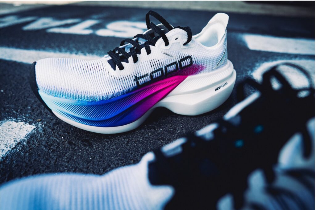 The Topo Specter Elite just put wide toe box race shoes on the map
