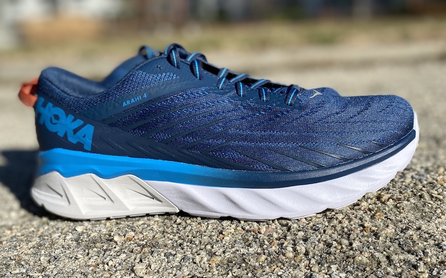 hoka one one arahi 4 - side