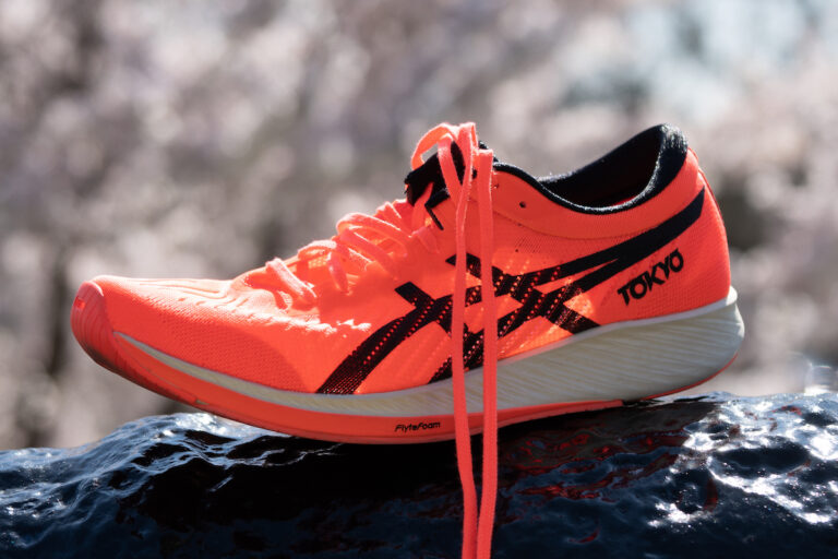 asics carbon fibre plate