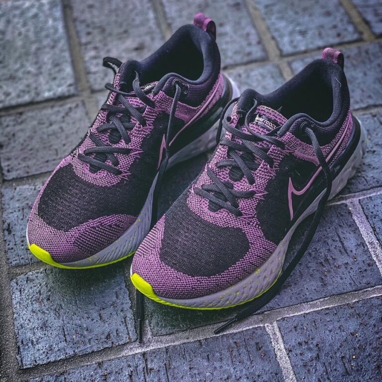 nike react infinity plum