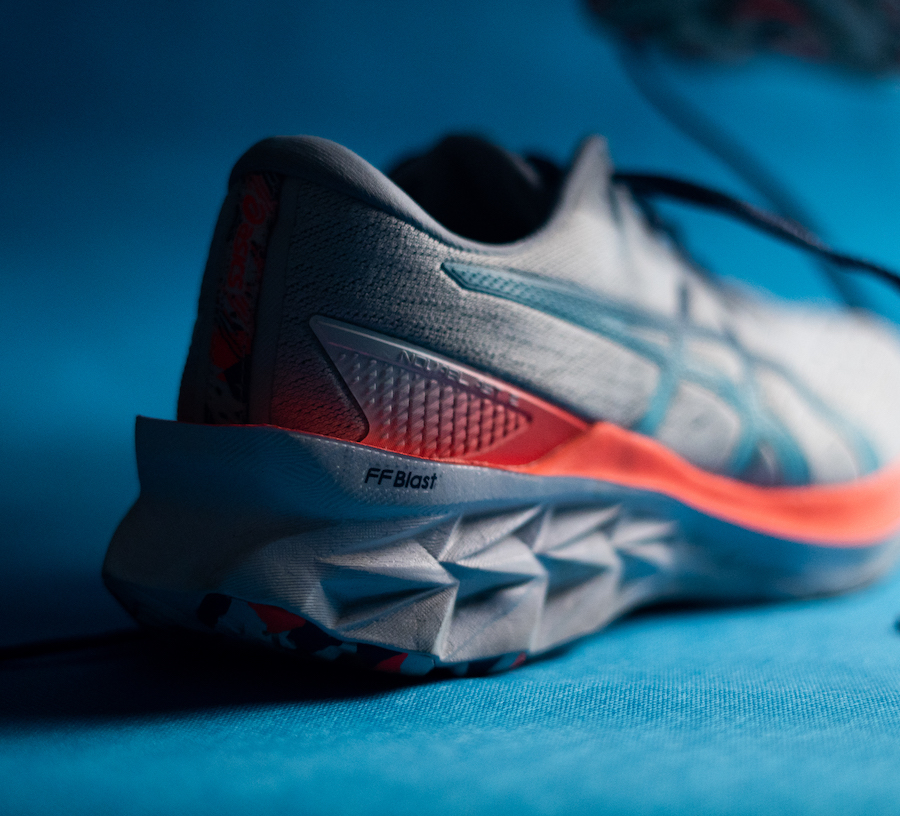 asics novablast heel drop