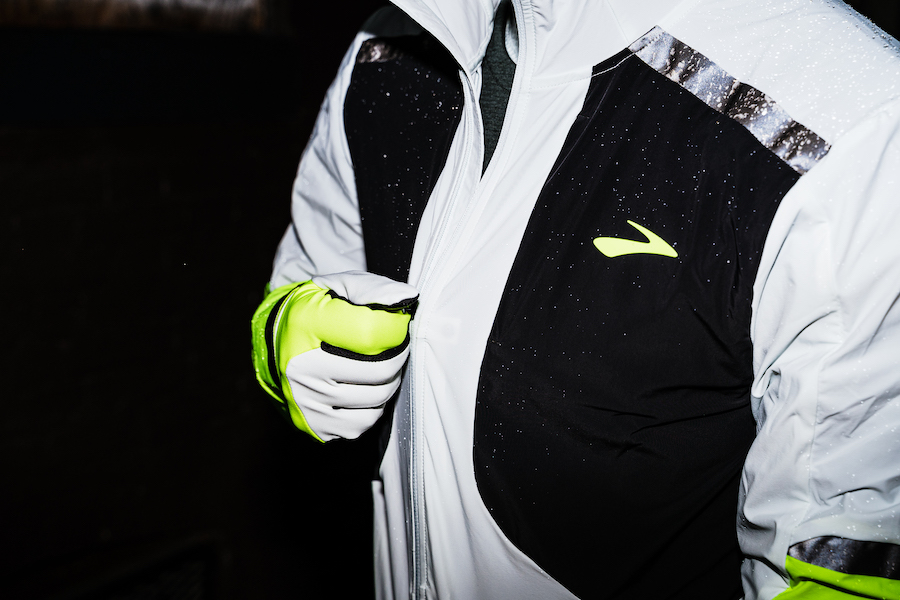 brooks carbonite - jacket glove