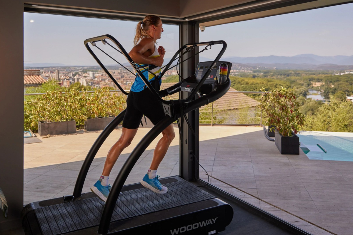 Treadmill With Straps 