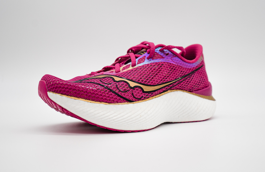 saucony endorphin pro 3 side view