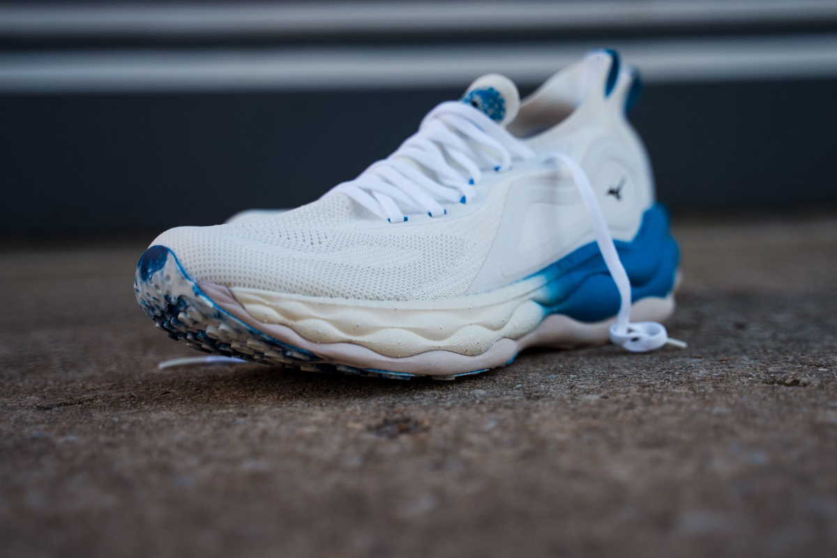 Mizuno Wave Neo Ultra Review: Riding a New Wave - Believe in the Run Mizuno Wave Neo Ultra Review: Riding a New Wave - Believe in the Run