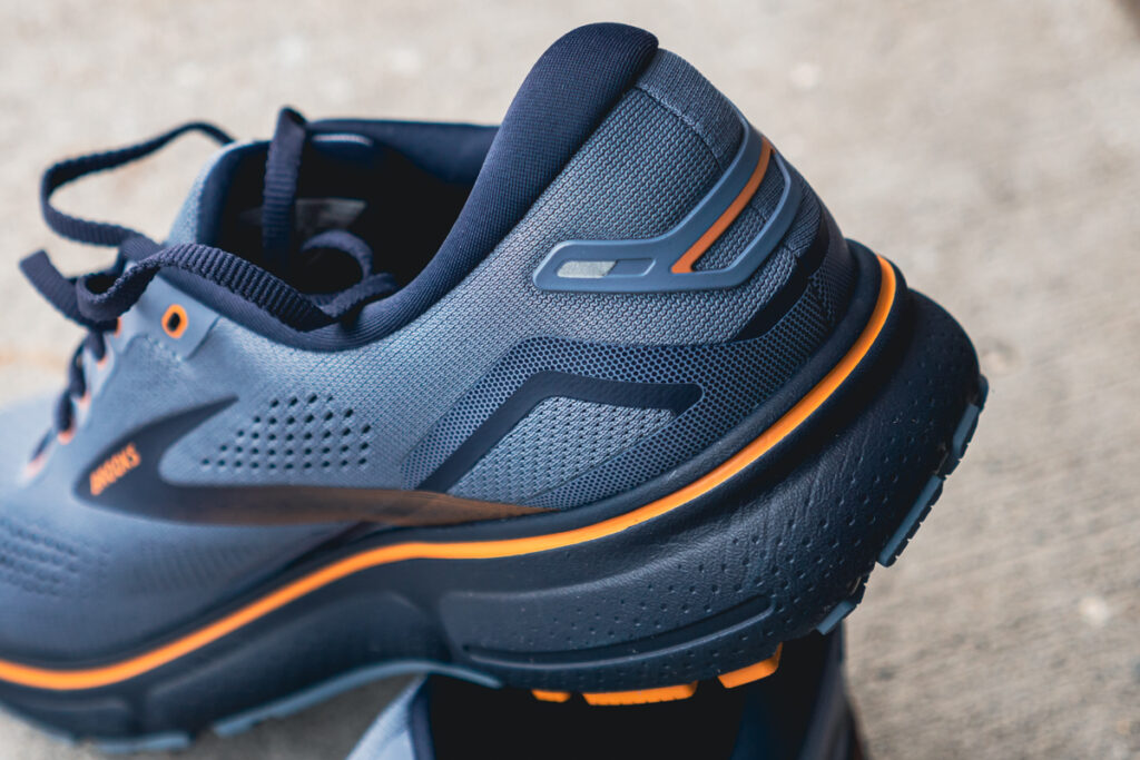 Brooks ghost best sale 9 mens review