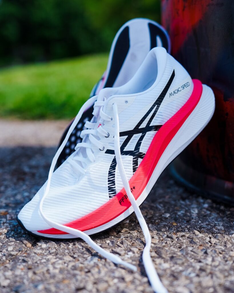 Asics Magic Speed 3 Review By 2 Runners: New Asics super trainer put to the  run test 