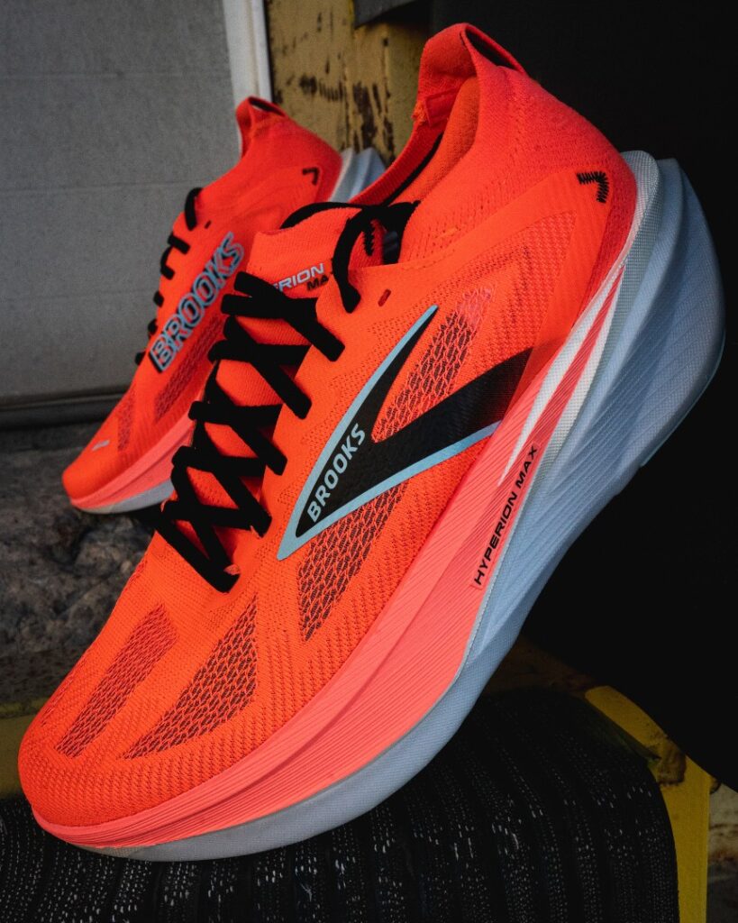 Brooks Hyperion Max 3 angle vert