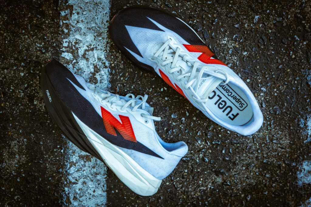 New Balance SC Elite v5 top down