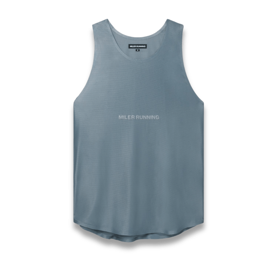 miler running - base running singlet