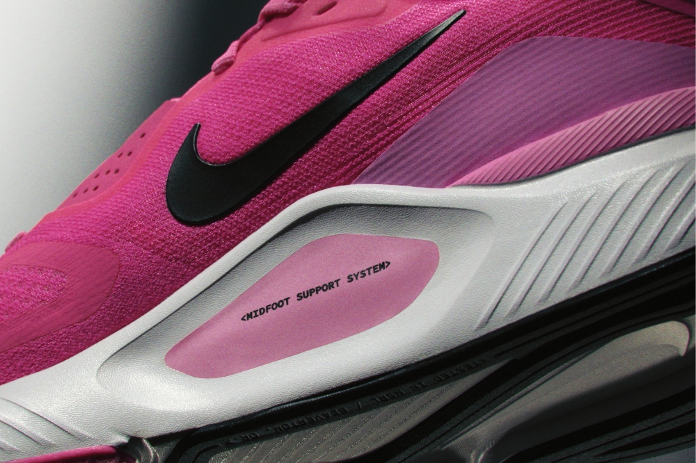 nike structure 26 - midfoot support system pink