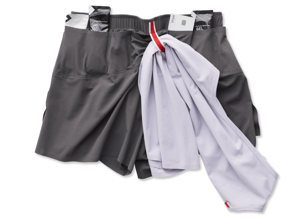 tracksmith meridian - pockets
