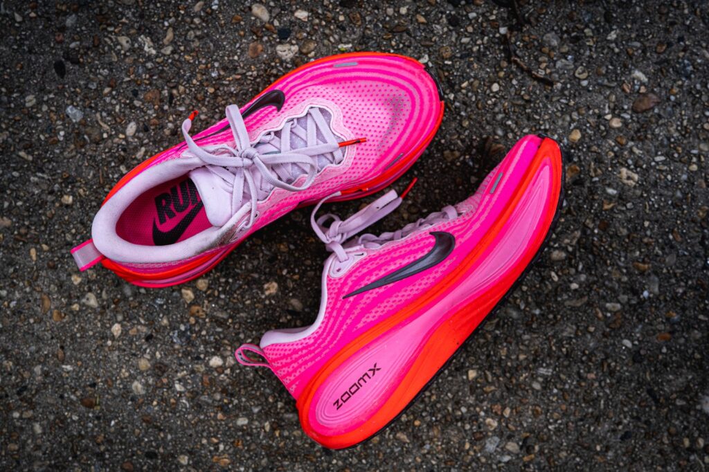 Nike Vomero Plus top and side