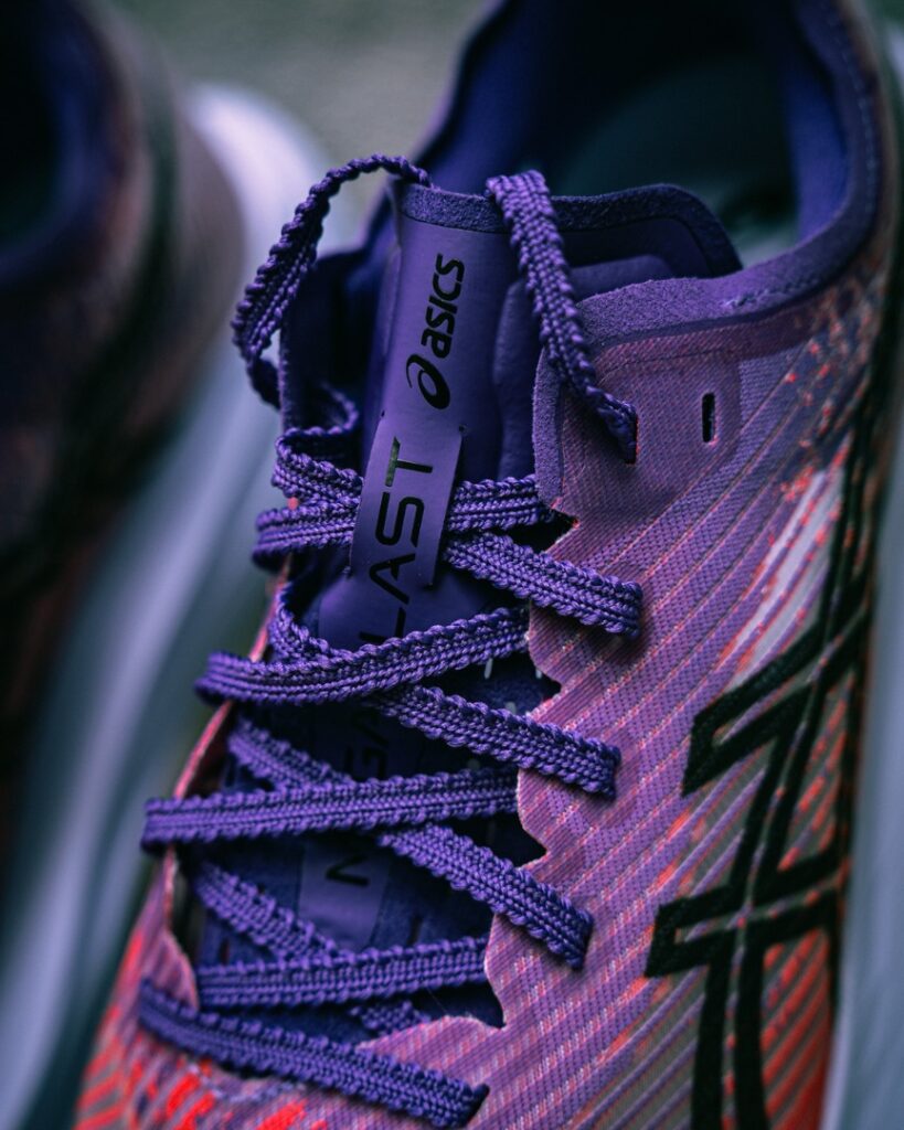 ASICS MEGABLAST - vert lace tongue