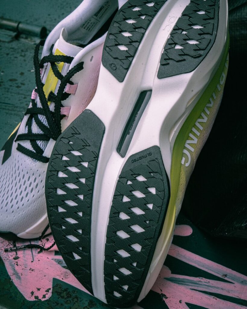 On Cloudboom Max - outsole