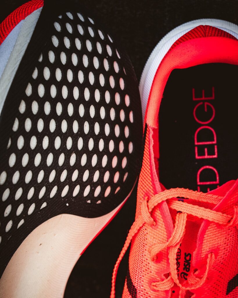 asics metaspeed edge tokyo - outsole laces