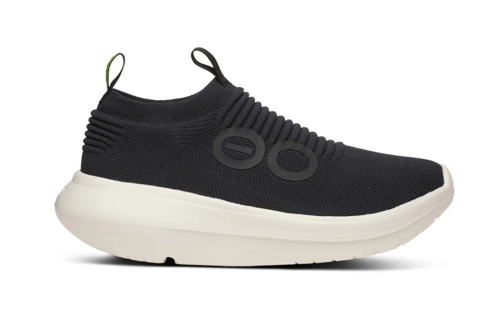 best recovery shoe - oofos recovery