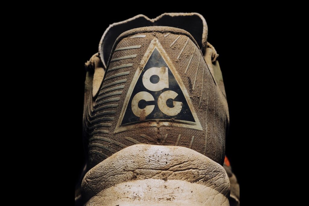 nike acg ultrafly acg logo
