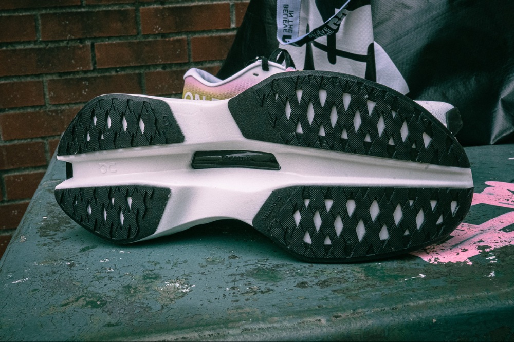 on cloudboom max - outsole