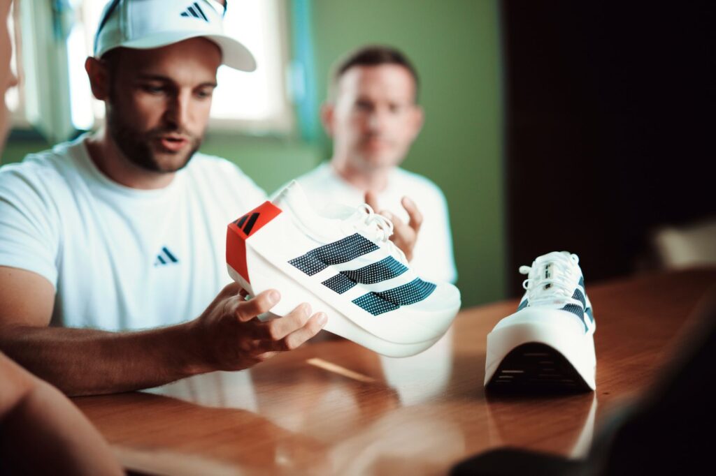 adidas chasing 100 - prime x innovation