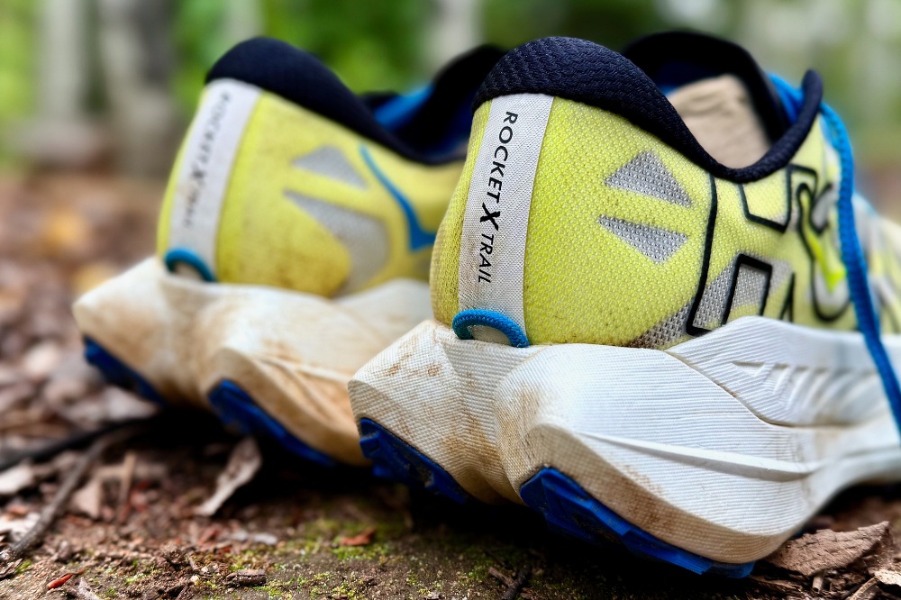 hoka rocket x trail - heel label