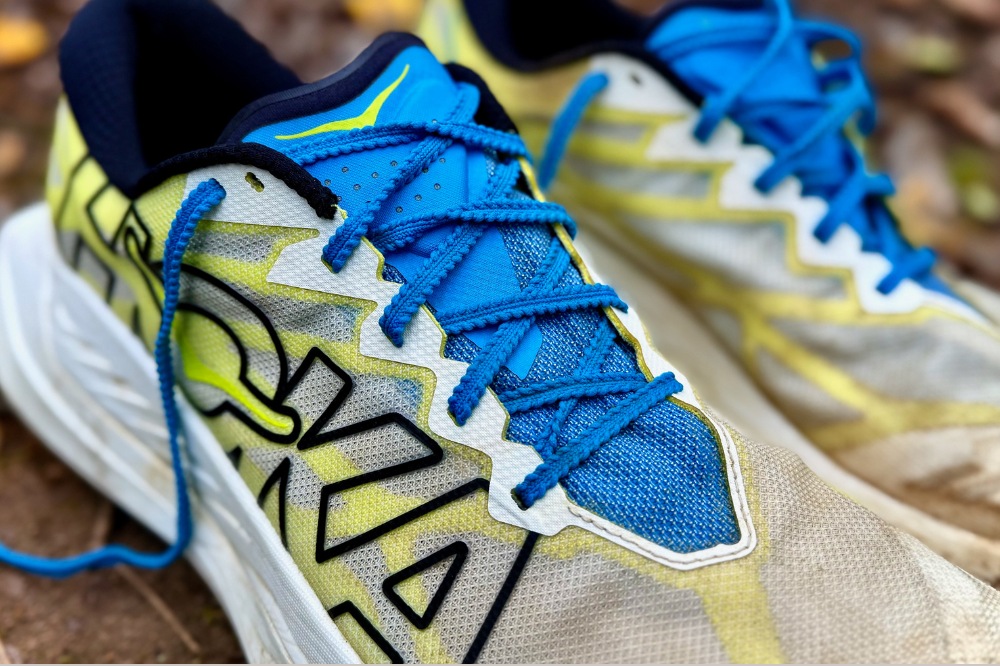 hoka rocket x trail - sawtooth laces
