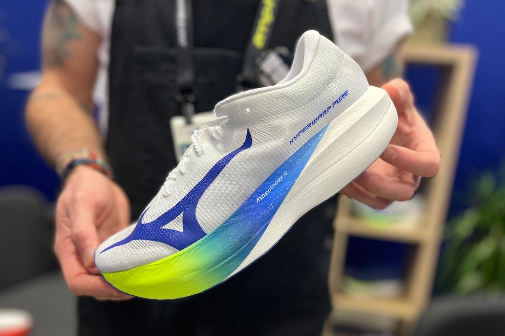 most exciting running shoes - mizuno hyperwarp pure