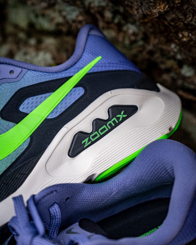 nike structure plus - zoomx heel