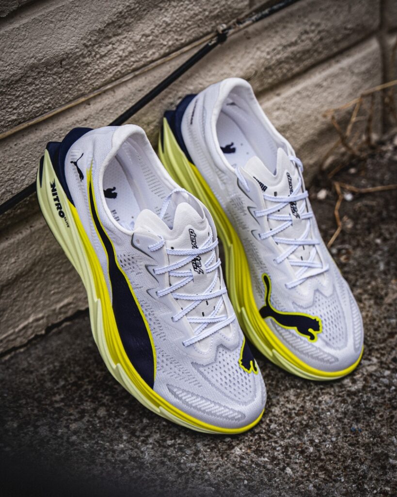 puma deviate nitro elite 4 - both against wall