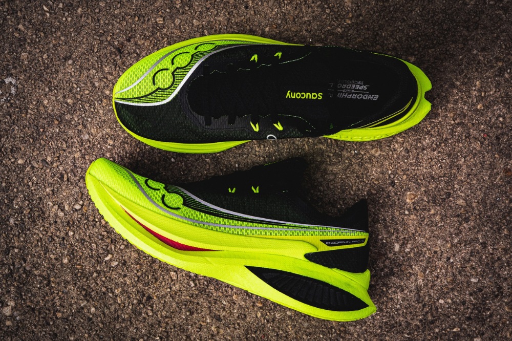 saucony endorphin pro 5 - sidewalk lateral