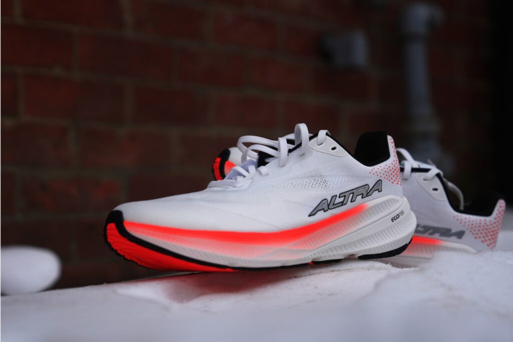 nike odyssey react on feet