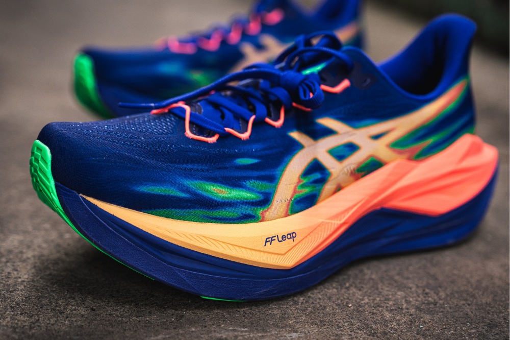 asics superblast 3 - blue lateral